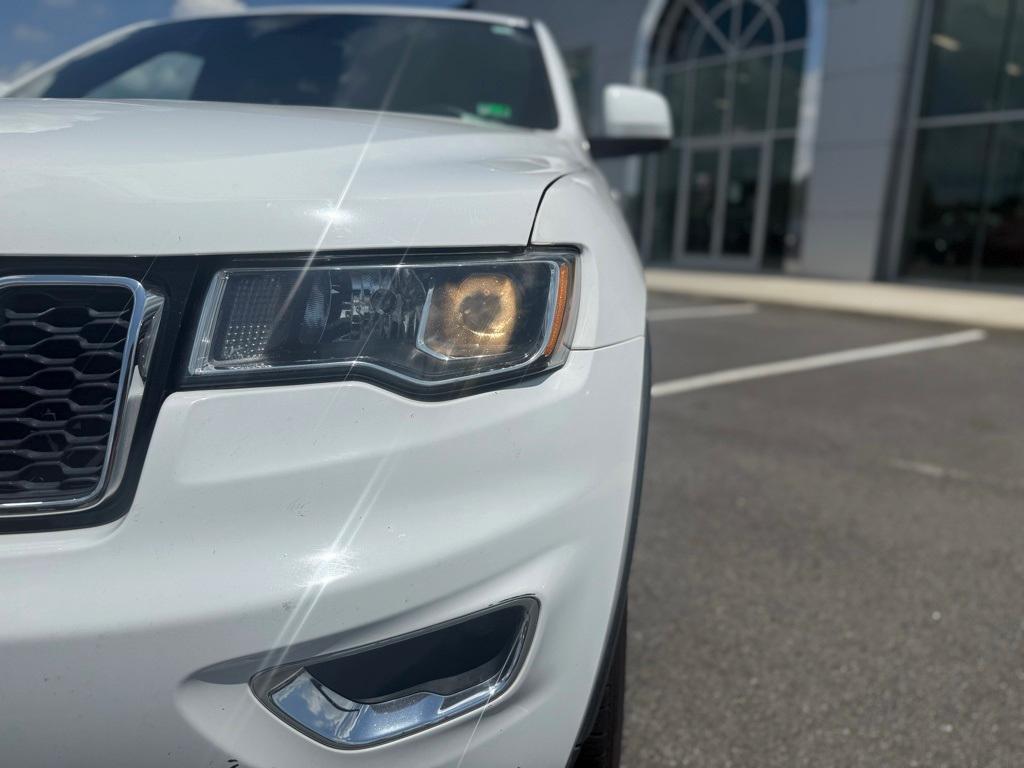 used 2017 Jeep Grand Cherokee car, priced at $11,979