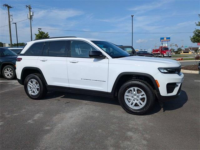 new 2024 Jeep Grand Cherokee car, priced at $35,392