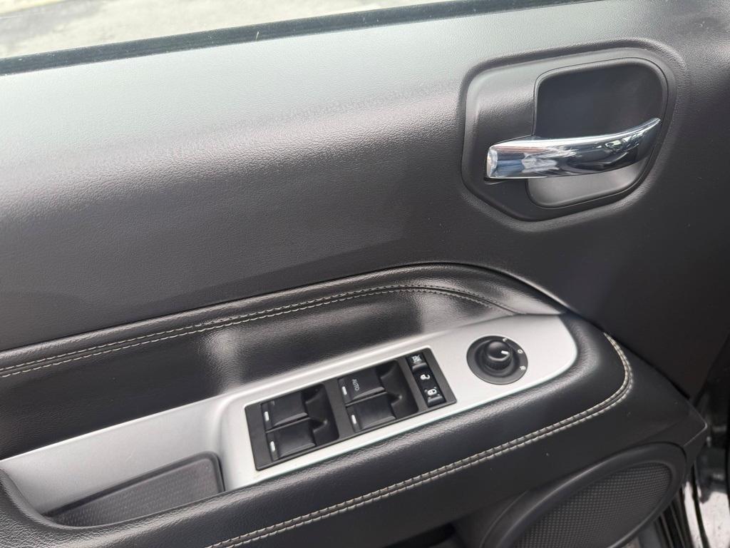 used 2017 Jeep Compass car