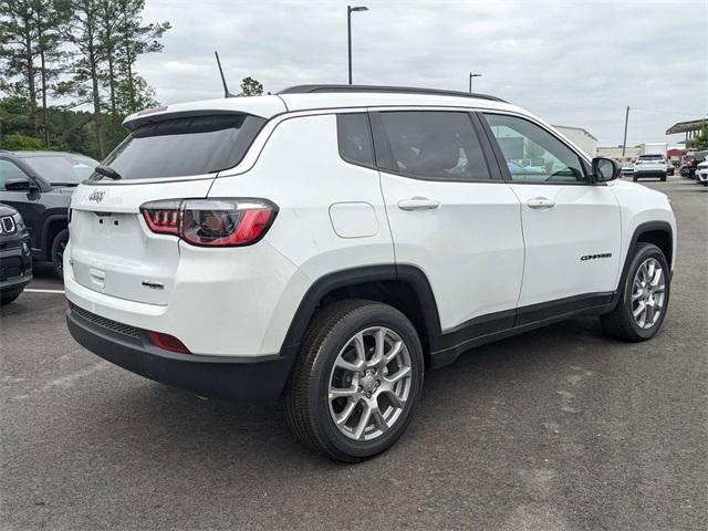 new 2024 Jeep Compass car, priced at $30,043