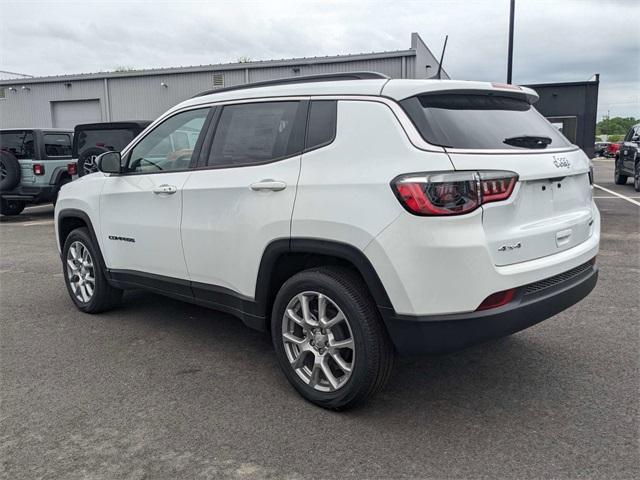 new 2024 Jeep Compass car, priced at $30,043