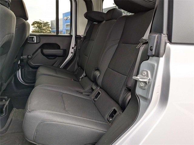 used 2022 Jeep Gladiator car, priced at $35,885