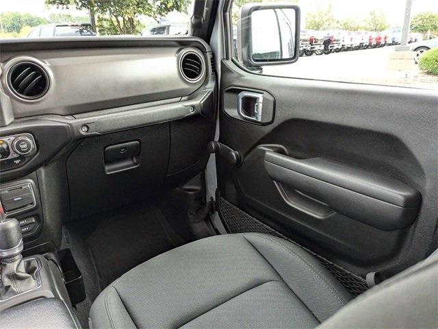 used 2022 Jeep Gladiator car, priced at $35,885