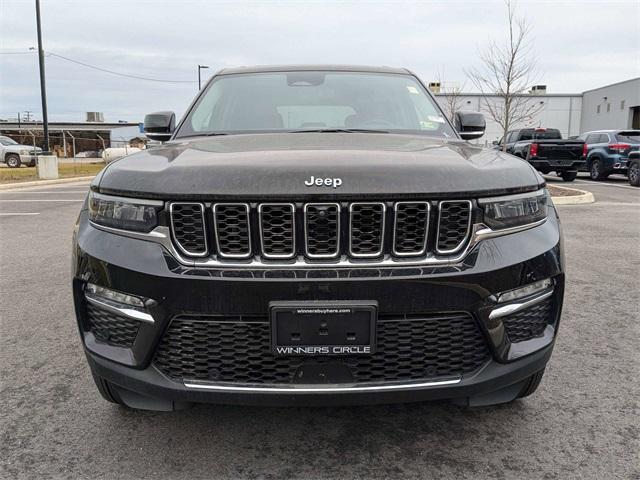 new 2022 Jeep Grand Cherokee 4xe car