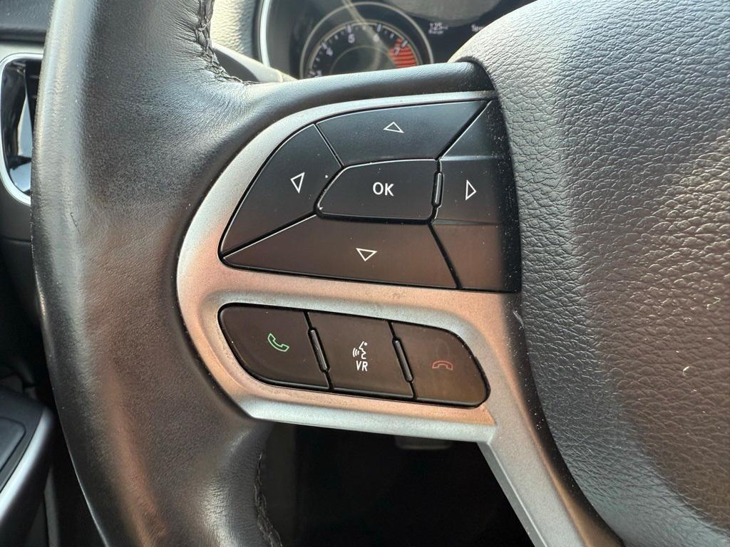 used 2019 Jeep Cherokee car, priced at $19,198