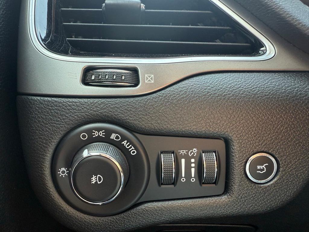 used 2019 Jeep Cherokee car, priced at $19,198