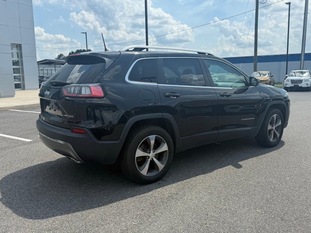 used 2019 Jeep Cherokee car, priced at $19,198