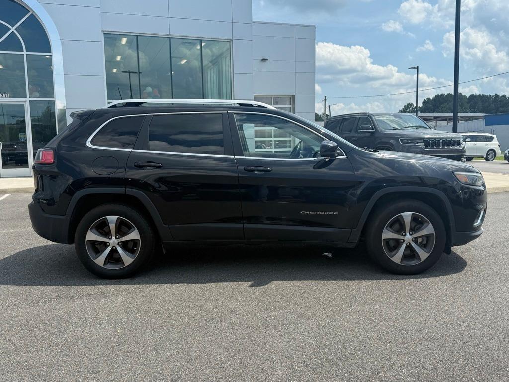 used 2019 Jeep Cherokee car, priced at $19,198