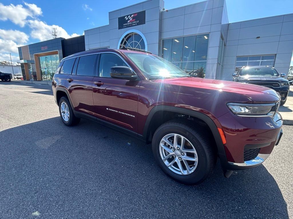 new 2025 Jeep Grand Cherokee L car, priced at $41,070