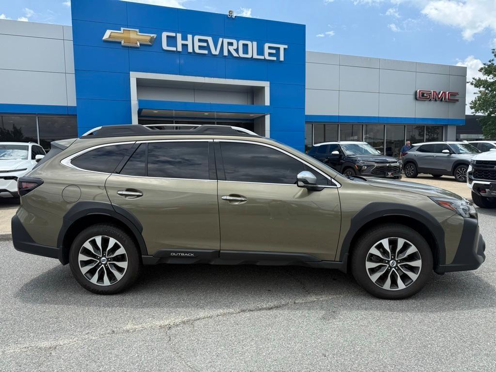 used 2023 Subaru Outback car, priced at $30,857