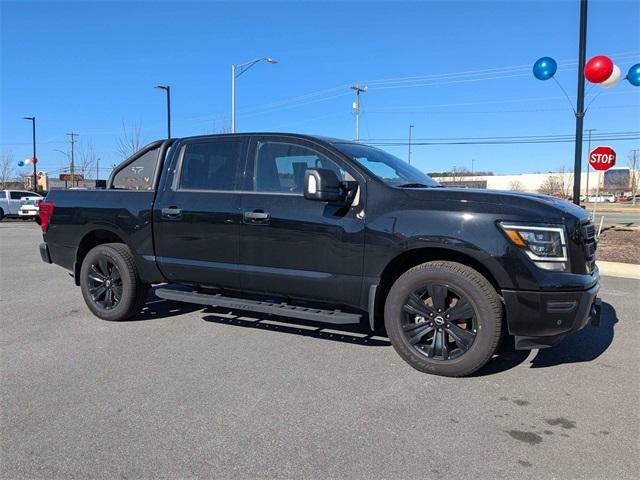 used 2023 Nissan Titan car, priced at $40,000