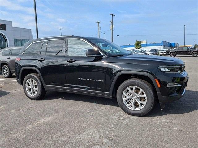 used 2023 Jeep Grand Cherokee car, priced at $36,777