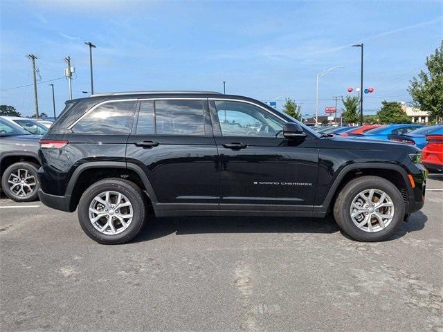 used 2023 Jeep Grand Cherokee car, priced at $36,777