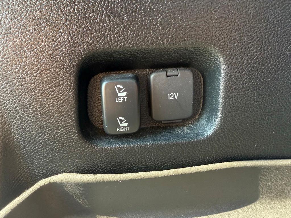 used 2020 Ford Edge car, priced at $16,549