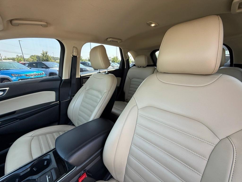 used 2020 Ford Edge car, priced at $16,549