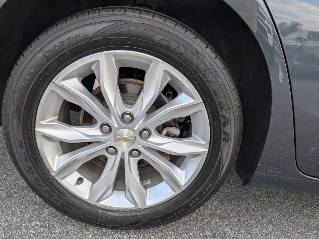 used 2020 Chevrolet Malibu car, priced at $14,980