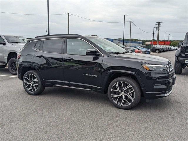 new 2024 Jeep Compass car, priced at $27,633