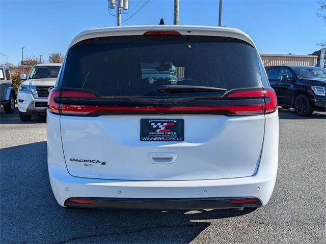 used 2023 Chrysler Pacifica car, priced at $35,877