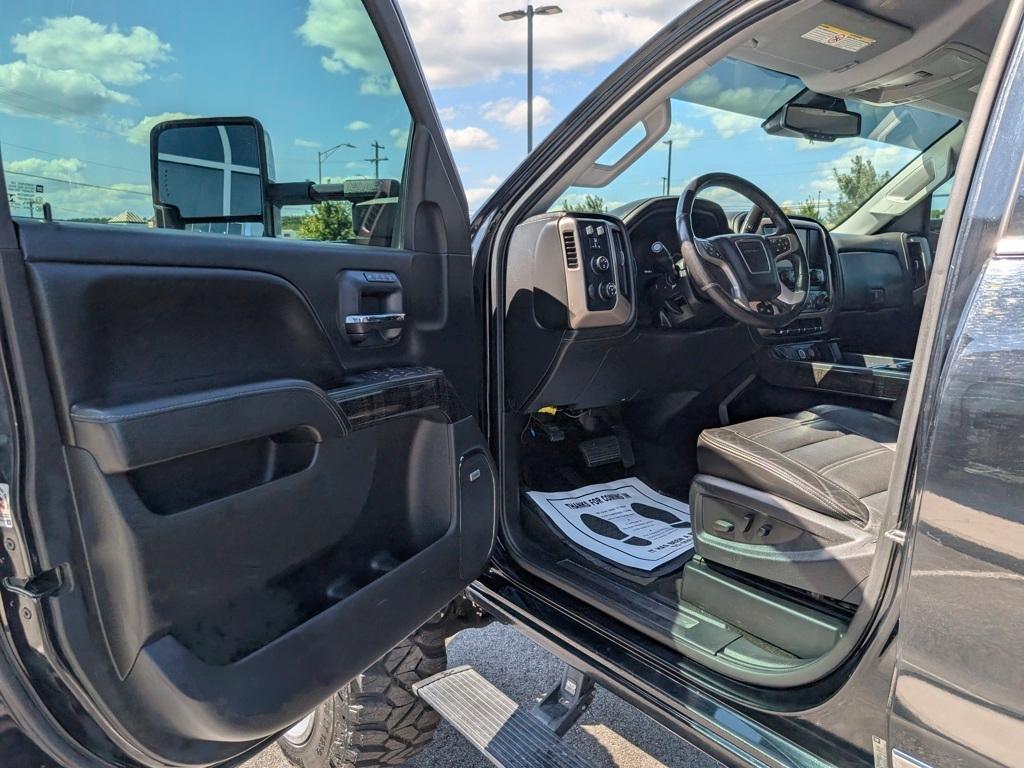 used 2015 GMC Sierra 2500 car, priced at $34,800