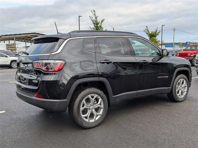 new 2024 Jeep Compass car, priced at $25,386