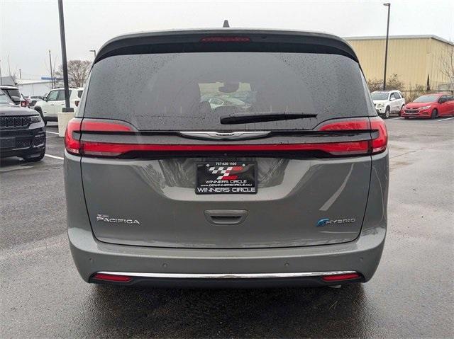 used 2022 Chrysler Pacifica Hybrid car, priced at $30,000