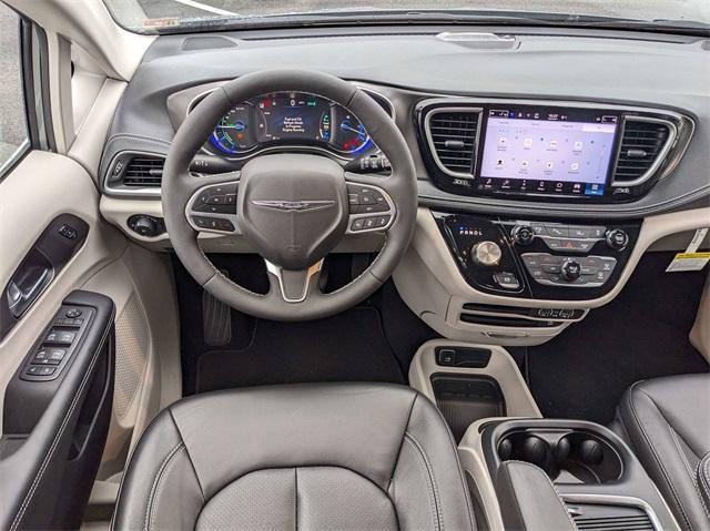 used 2022 Chrysler Pacifica Hybrid car, priced at $44,220