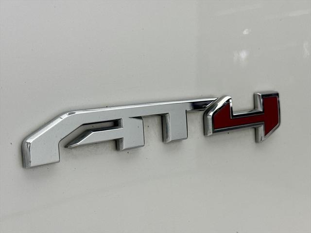 used 2022 GMC Yukon car, priced at $56,990