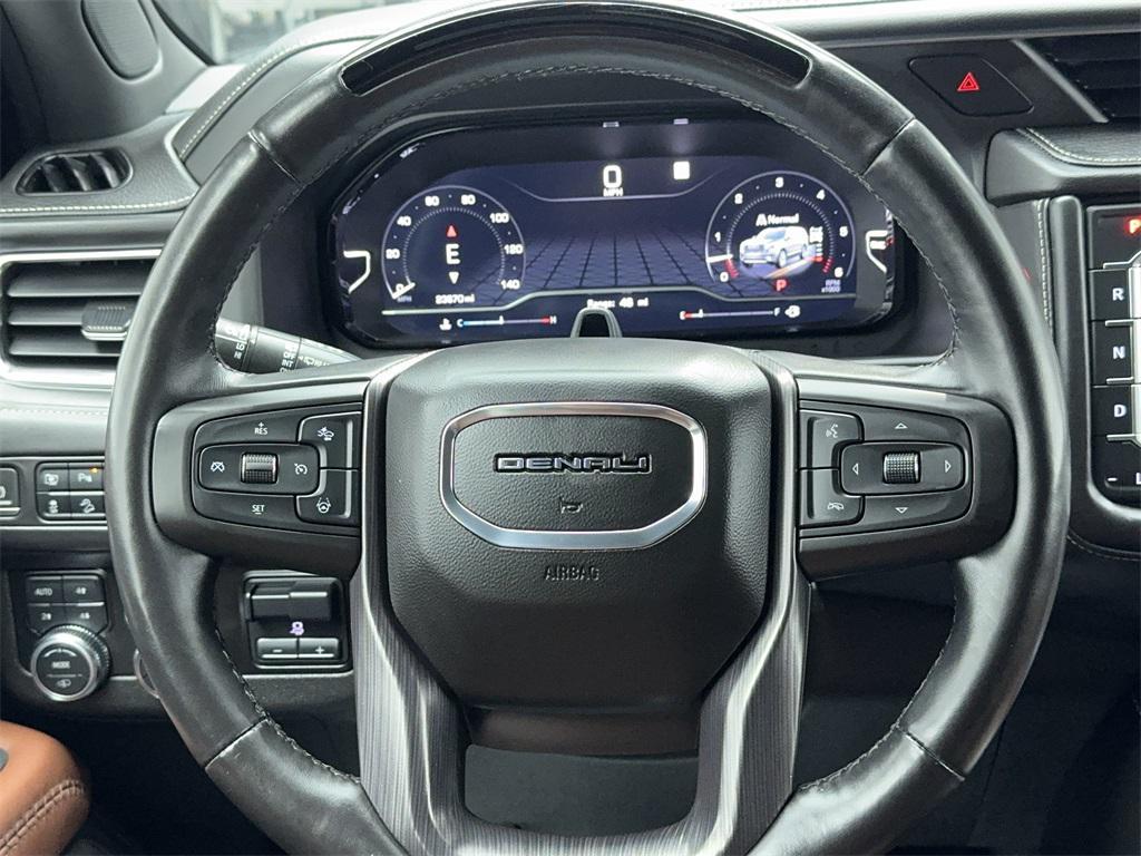 used 2023 GMC Yukon XL car, priced at $73,290