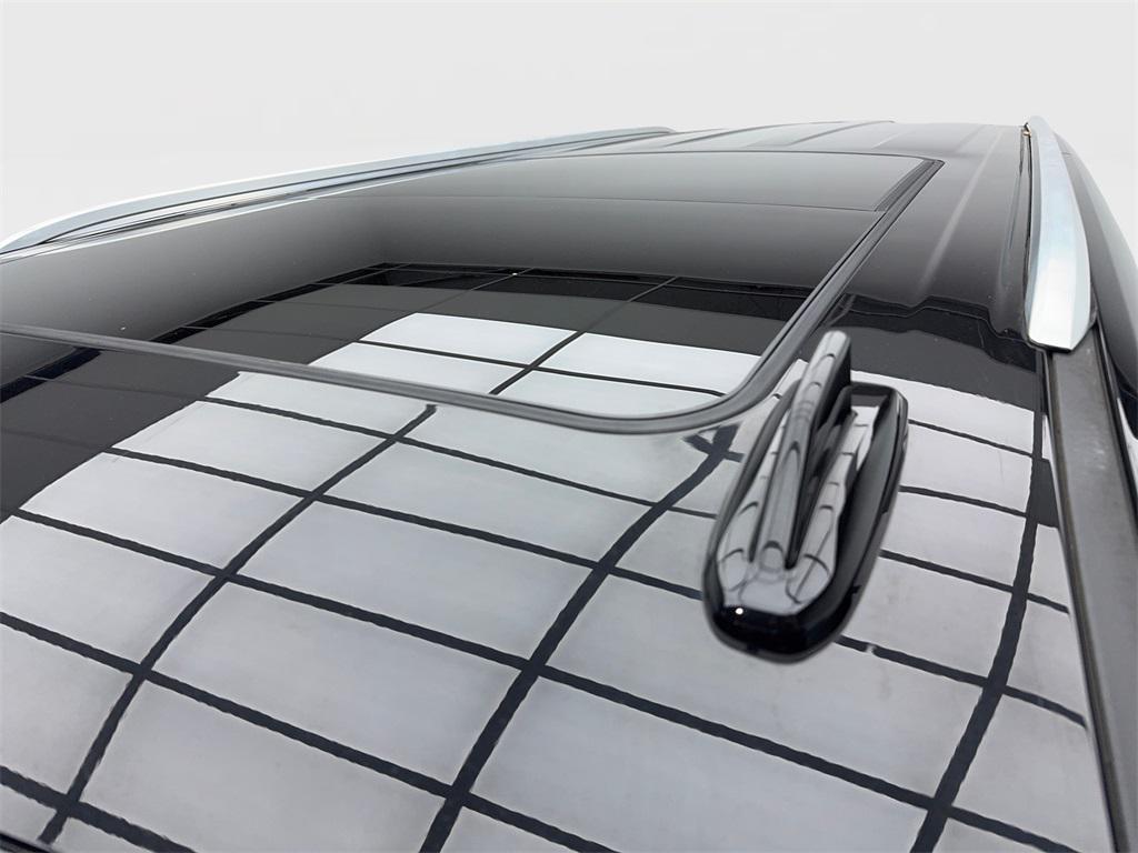 used 2023 GMC Yukon XL car, priced at $73,290