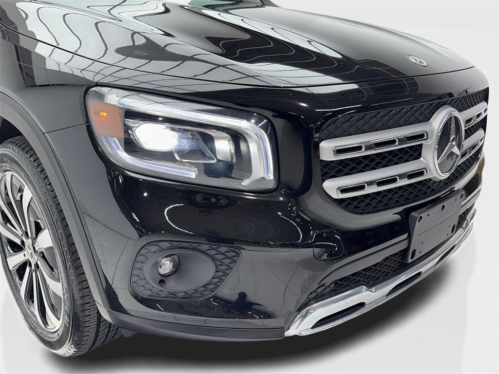used 2021 Mercedes-Benz GLB 250 car, priced at $25,880