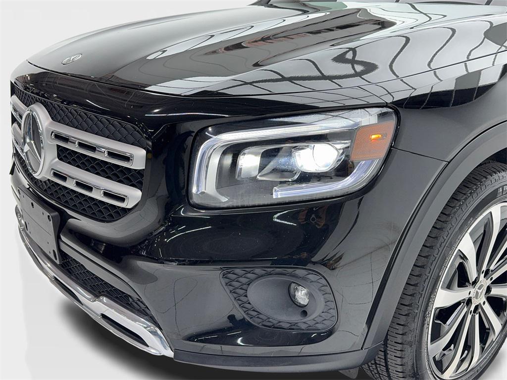 used 2021 Mercedes-Benz GLB 250 car, priced at $25,880