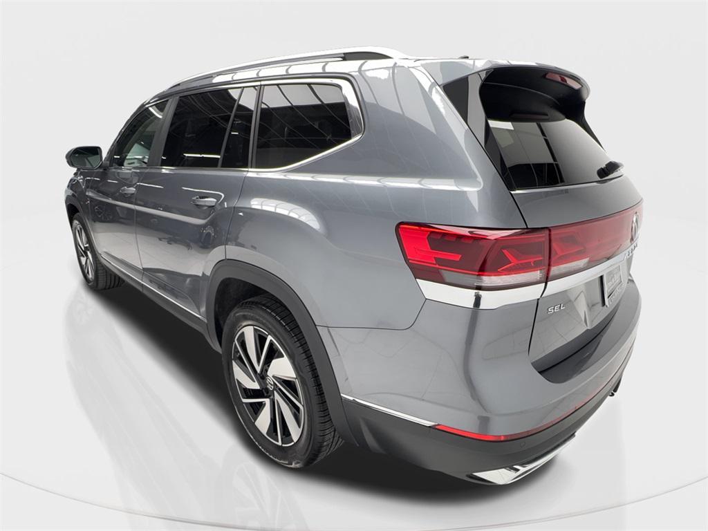 used 2024 Volkswagen Atlas car, priced at $35,880