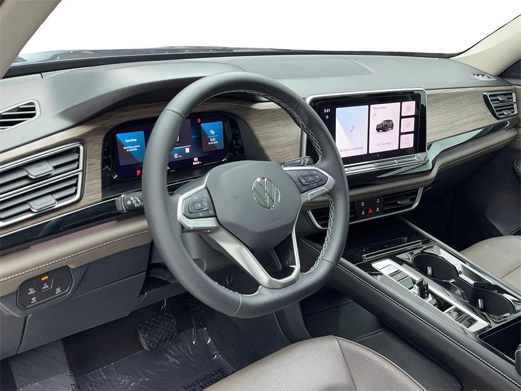 used 2024 Volkswagen Atlas car, priced at $35,880