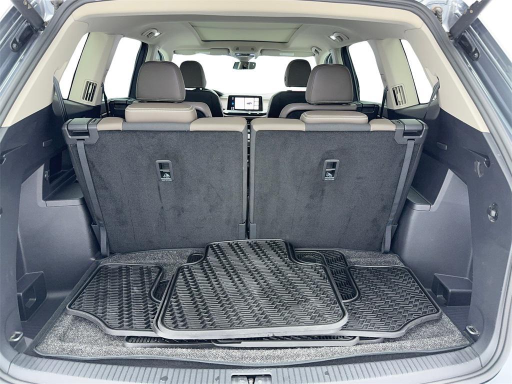 used 2024 Volkswagen Atlas car, priced at $35,880