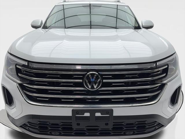 used 2024 Volkswagen Atlas car, priced at $36,490