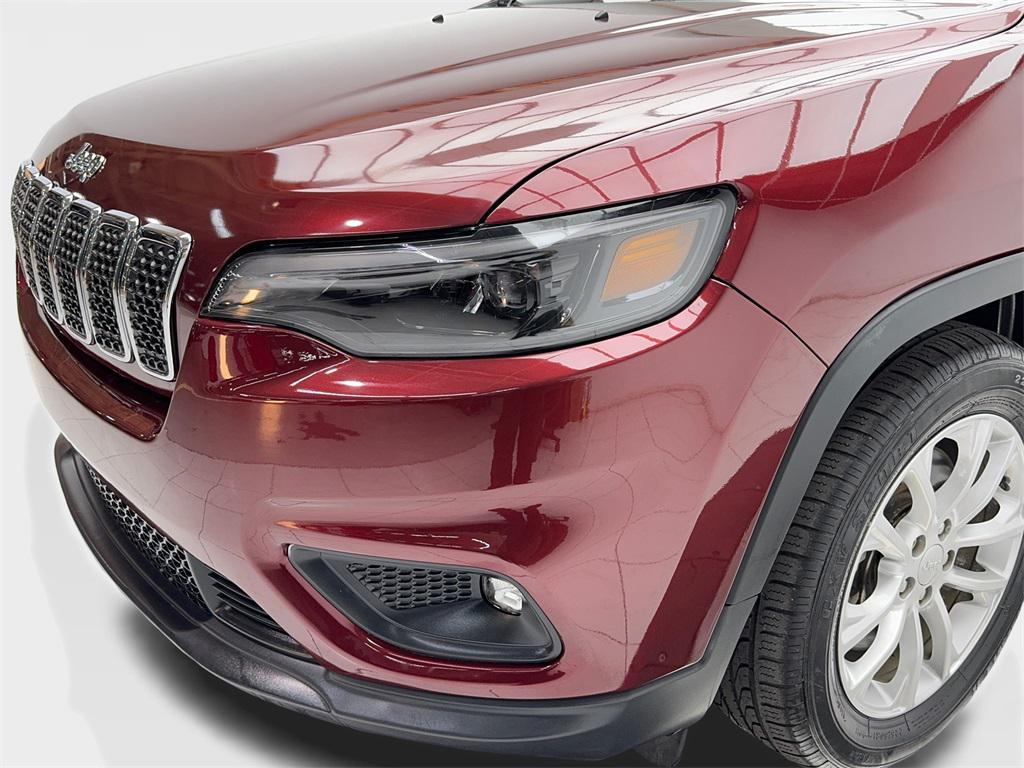 used 2019 Jeep Cherokee car, priced at $12,880