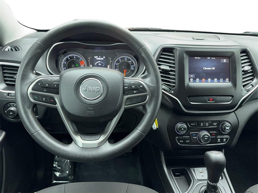 used 2019 Jeep Cherokee car, priced at $12,880