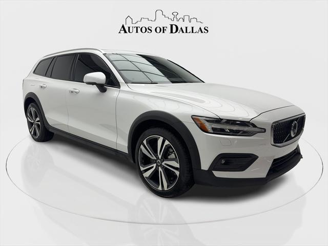 used 2024 Volvo V60 Cross Country car, priced at $39,799