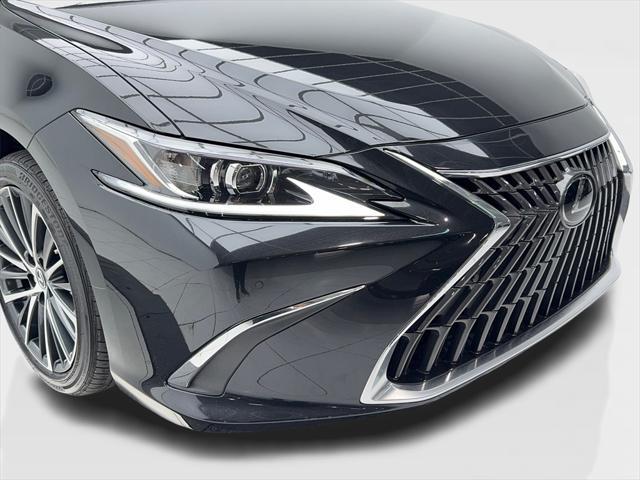 used 2024 Lexus ES 300h car, priced at $38,690