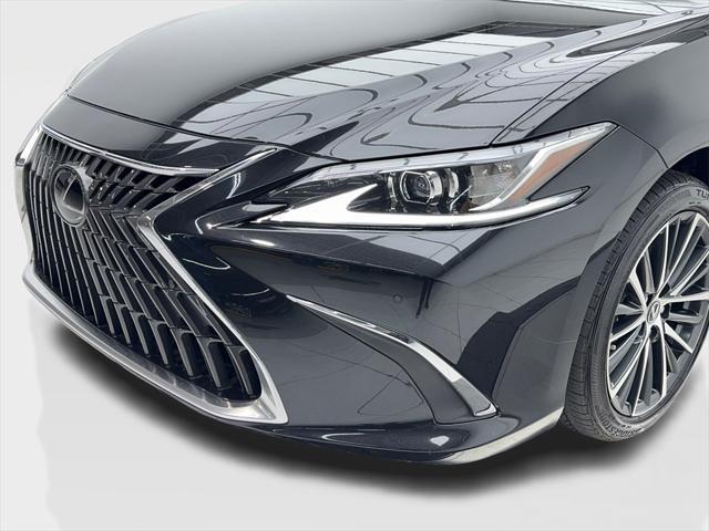 used 2024 Lexus ES 300h car, priced at $38,690