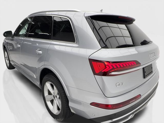 used 2022 Audi Q7 car, priced at $32,190