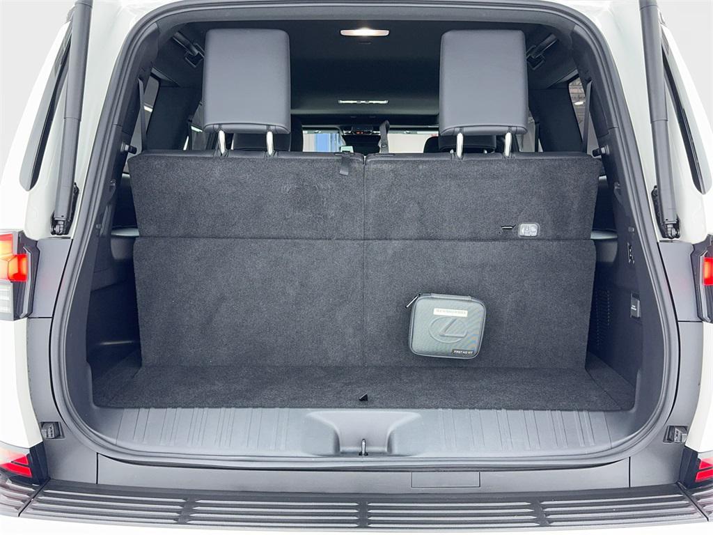 used 2024 Lexus GX 550 car, priced at $81,990