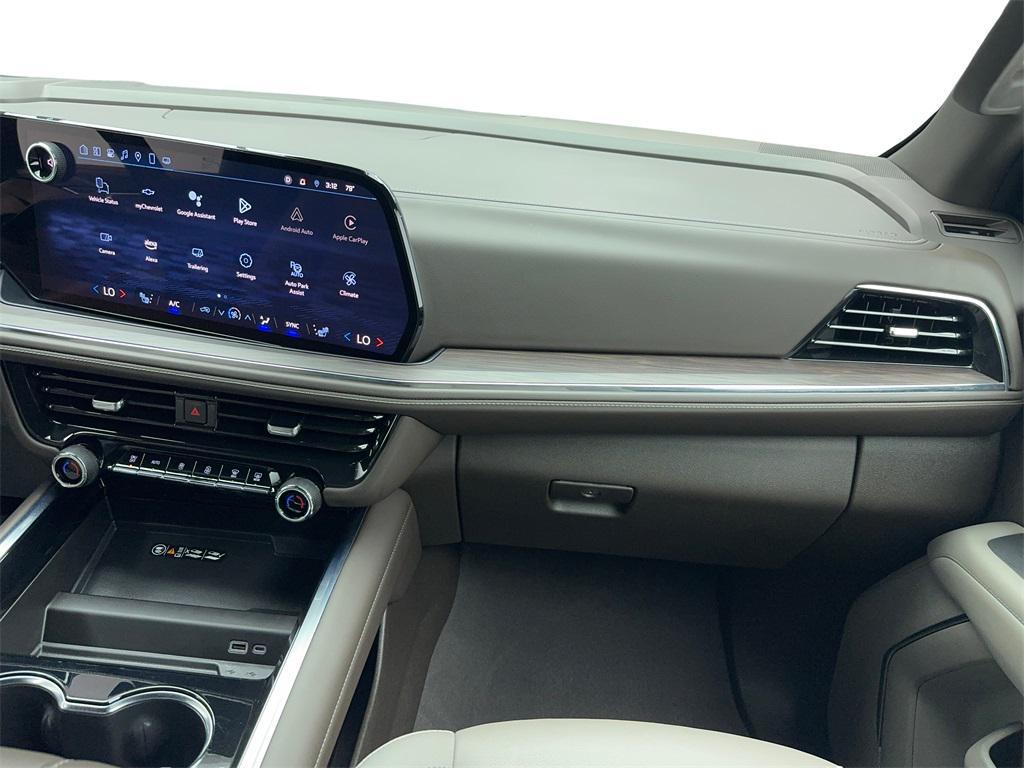 used 2025 Chevrolet Tahoe car, priced at $54,013