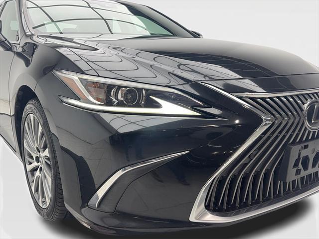 used 2020 Lexus ES 350 car, priced at $30,879