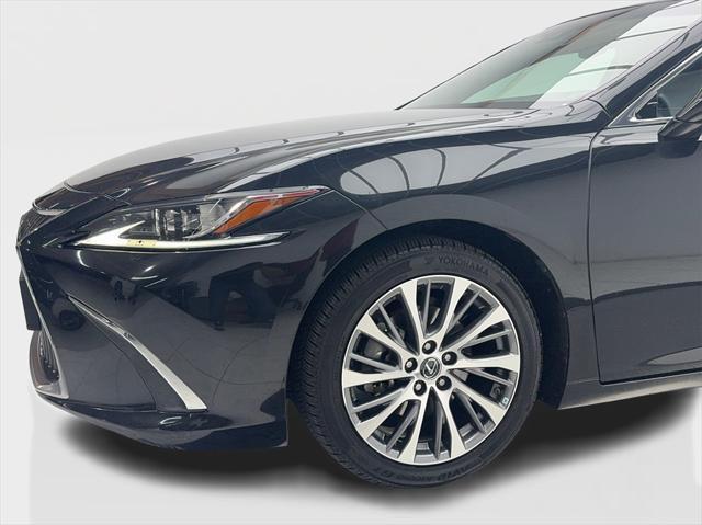 used 2020 Lexus ES 350 car, priced at $30,879