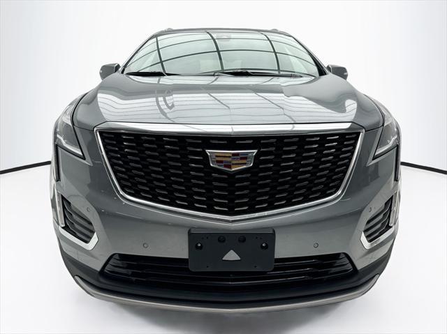 used 2023 Cadillac XT5 car, priced at $34,690