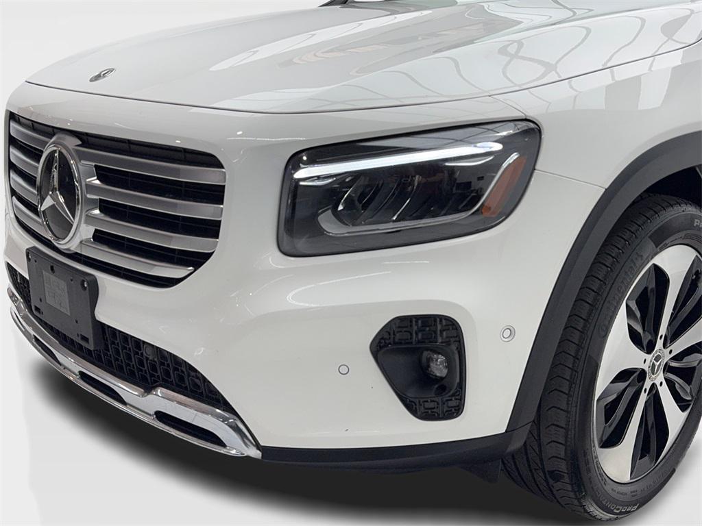 used 2024 Mercedes-Benz GLB 250 car, priced at $30,990