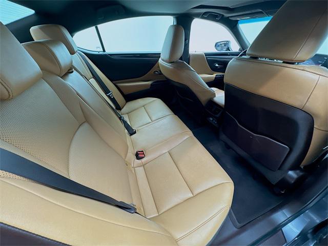 used 2021 Lexus ES 350 car, priced at $31,890
