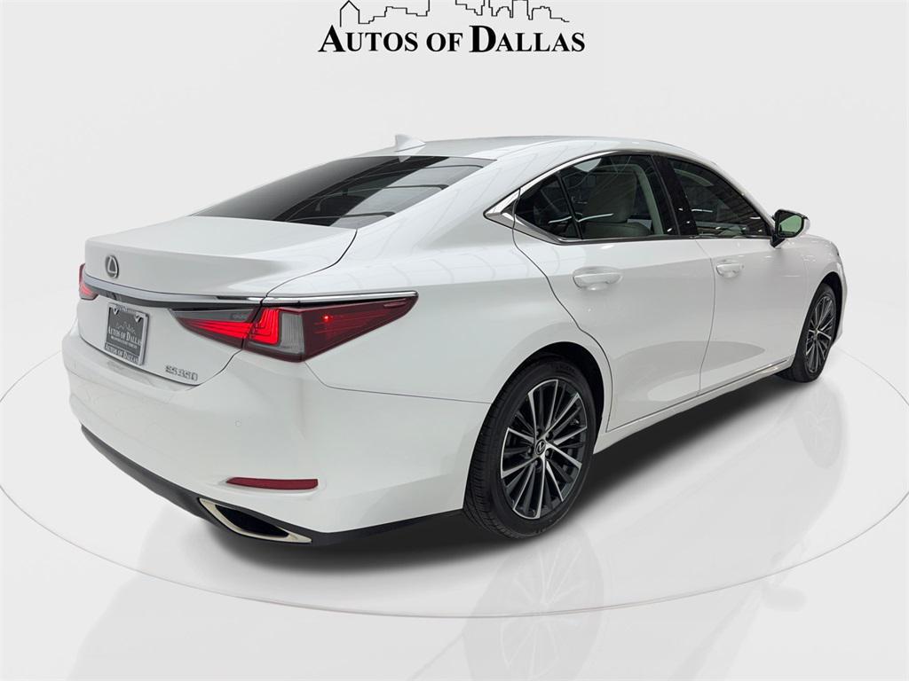 used 2024 Lexus ES 350 car, priced at $38,880