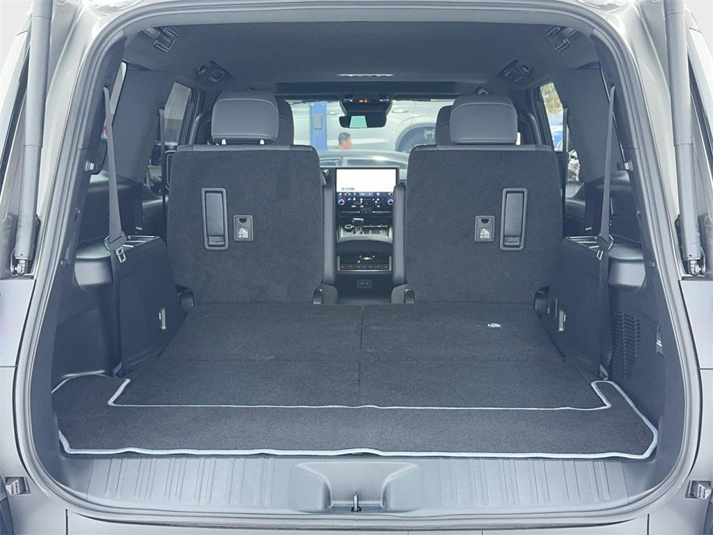 used 2025 Lexus GX 550 car, priced at $89,990